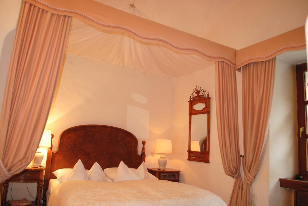 Schlosshotel Obermayerhofen Sebersdorf Номер фото