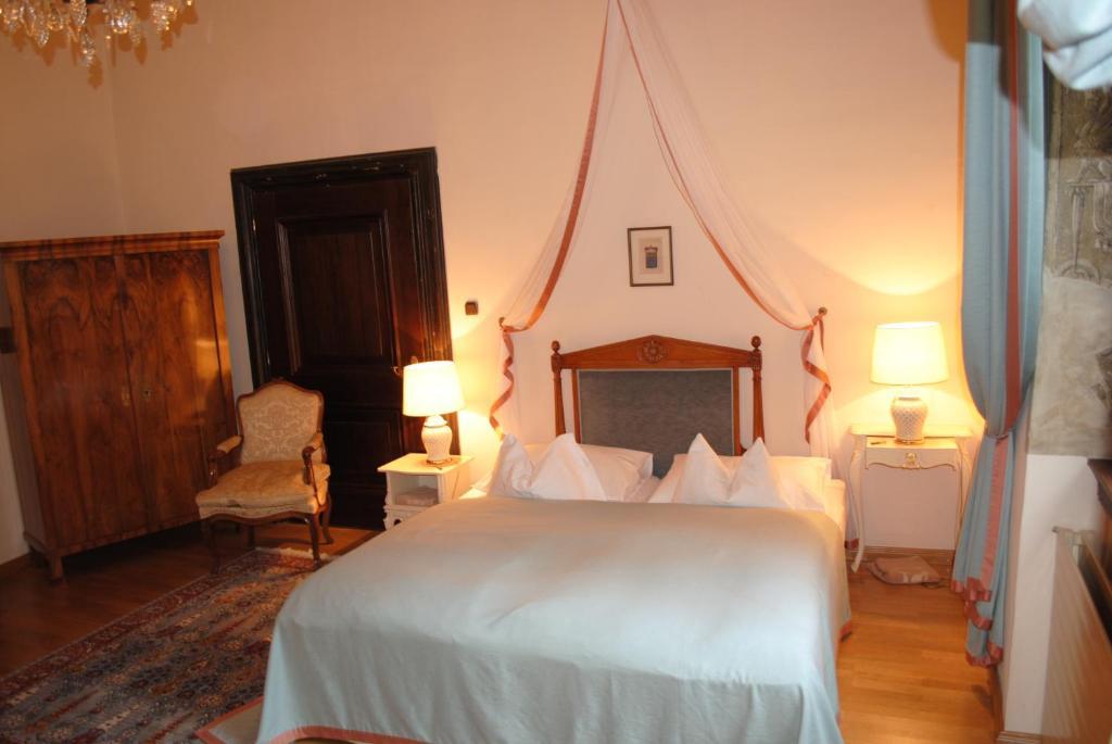 Schlosshotel Obermayerhofen Sebersdorf Номер фото