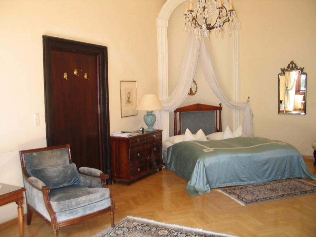 Schlosshotel Obermayerhofen Sebersdorf Номер фото