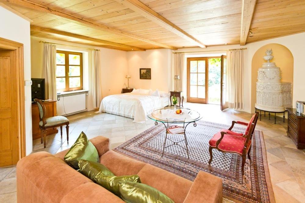 Schlosshotel Obermayerhofen Sebersdorf Номер фото