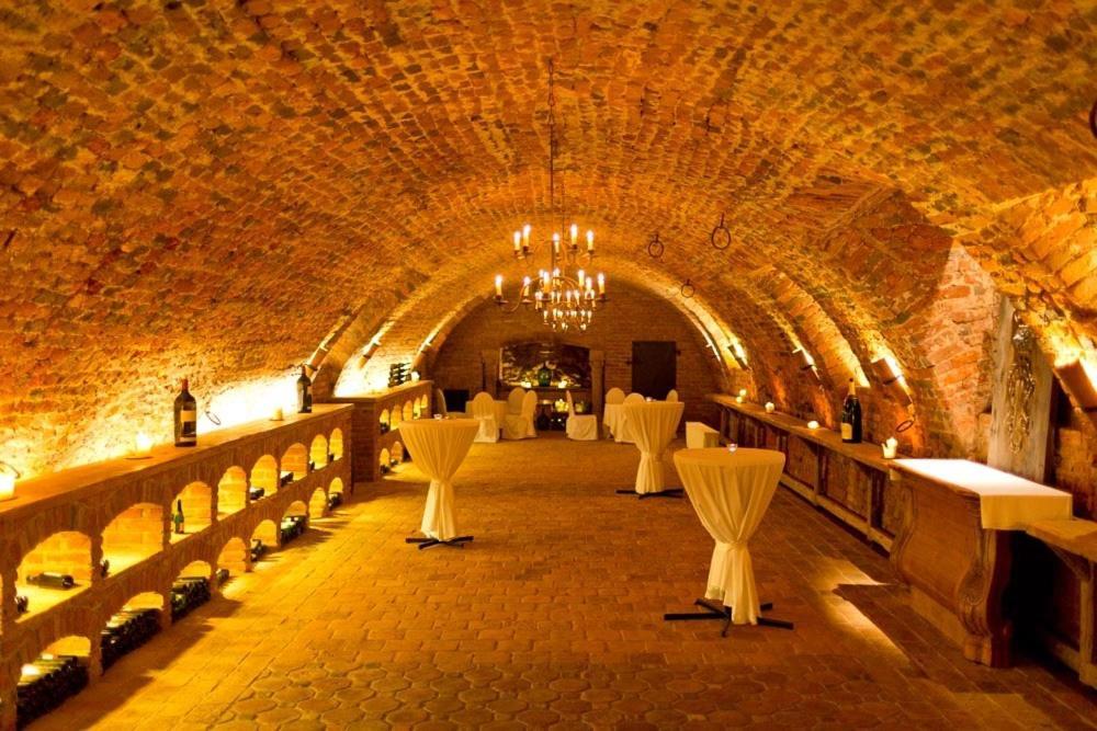 Schlosshotel Obermayerhofen Sebersdorf Екстер'єр фото